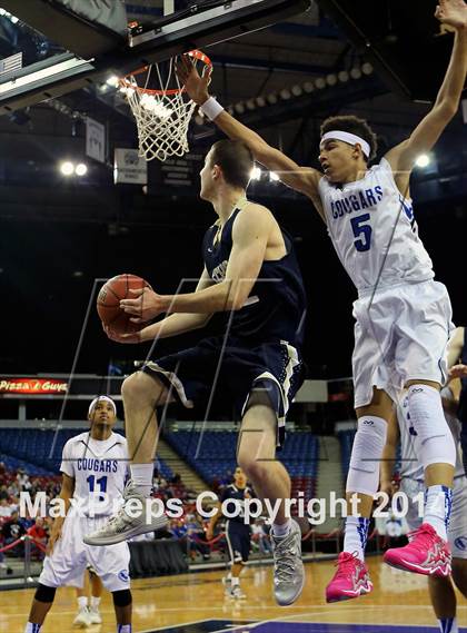 Thumbnail 3 in Capital Christian vs Central Catholic (CIF SJS D5 Final) photogallery.