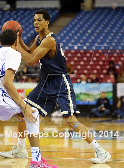 Thumbnail 1 in Capital Christian vs Central Catholic (CIF SJS D5 Final) photogallery.