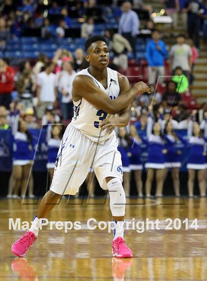 Thumbnail 2 in Capital Christian vs Central Catholic (CIF SJS D5 Final) photogallery.