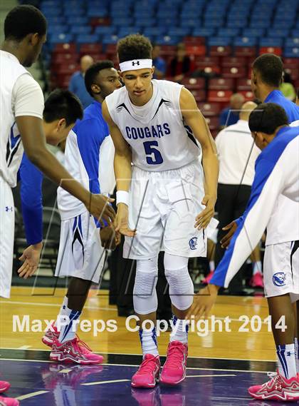 Thumbnail 3 in Capital Christian vs Central Catholic (CIF SJS D5 Final) photogallery.