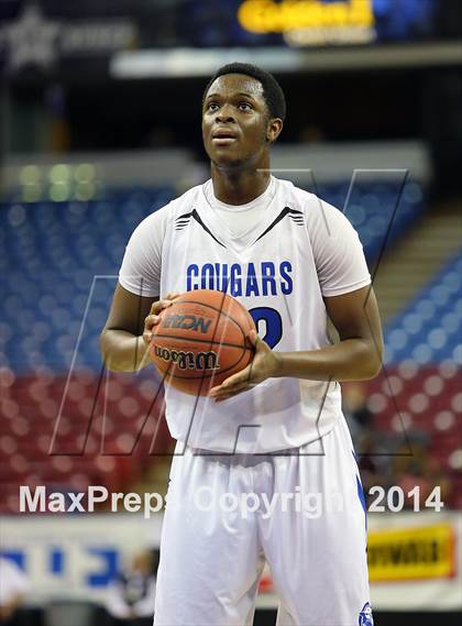 Thumbnail 1 in Capital Christian vs Central Catholic (CIF SJS D5 Final) photogallery.