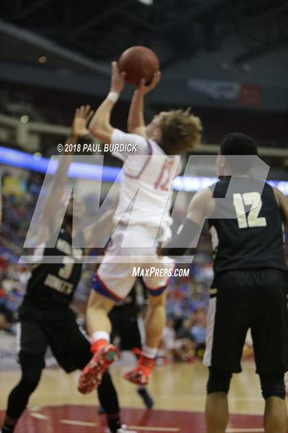 Thumbnail 1 in Neumann-Goretti vs Richland (PIAA AAA Championship) photogallery.