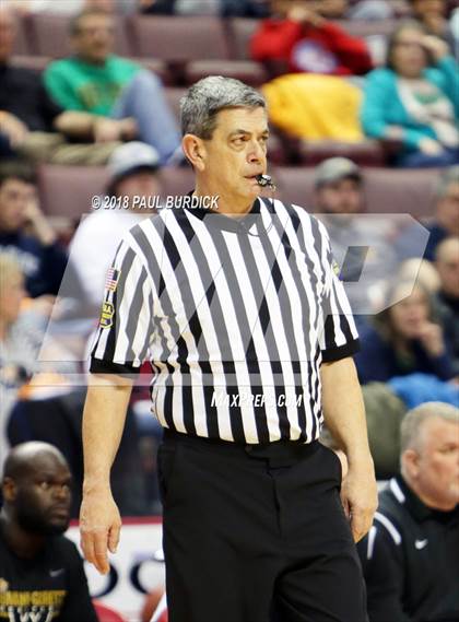 Thumbnail 1 in Neumann-Goretti vs Richland (PIAA AAA Championship) photogallery.