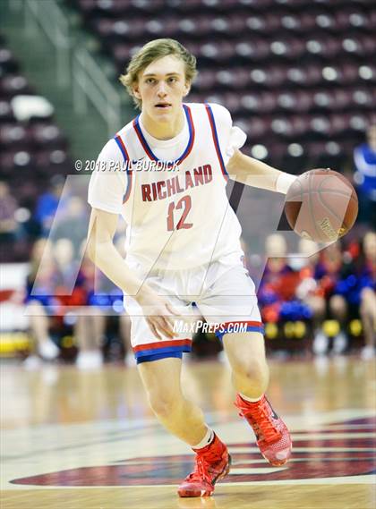 Thumbnail 2 in Neumann-Goretti vs Richland (PIAA AAA Championship) photogallery.