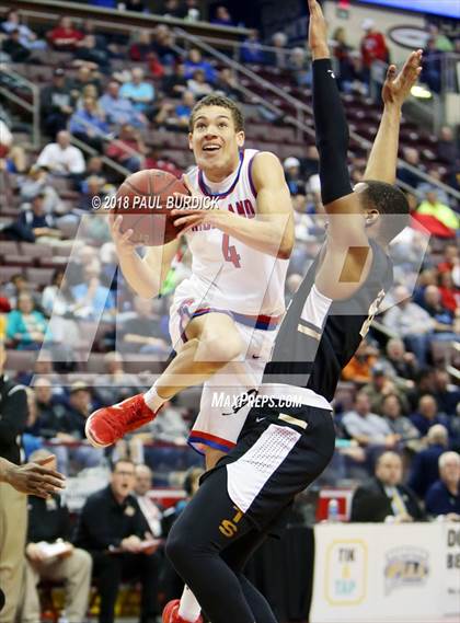 Thumbnail 3 in Neumann-Goretti vs Richland (PIAA AAA Championship) photogallery.