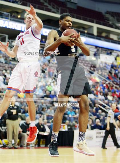 Thumbnail 1 in Neumann-Goretti vs Richland (PIAA AAA Championship) photogallery.
