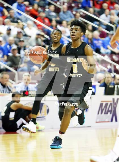 Thumbnail 1 in Neumann-Goretti vs Richland (PIAA AAA Championship) photogallery.