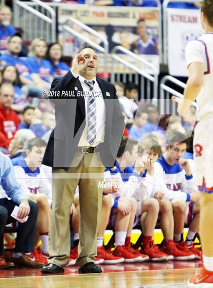 Thumbnail 2 in Neumann-Goretti vs Richland (PIAA AAA Championship) photogallery.