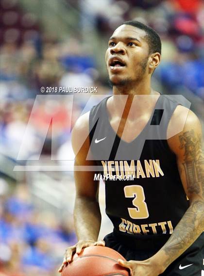 Thumbnail 1 in Neumann-Goretti vs Richland (PIAA AAA Championship) photogallery.
