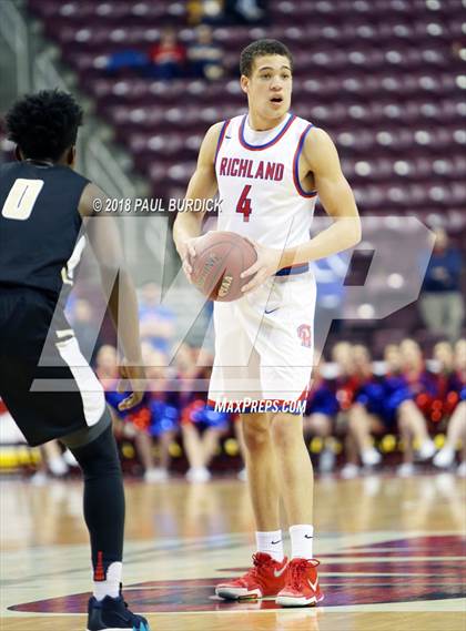 Thumbnail 2 in Neumann-Goretti vs Richland (PIAA AAA Championship) photogallery.