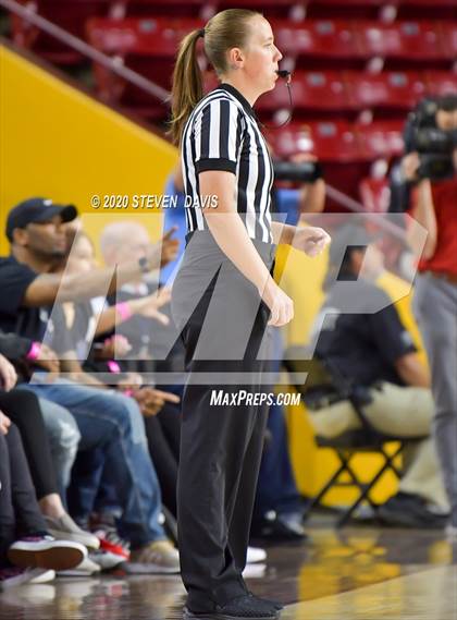 Thumbnail 2 in Valley Vista vs. Hamilton (AIA 6A Final) photogallery.
