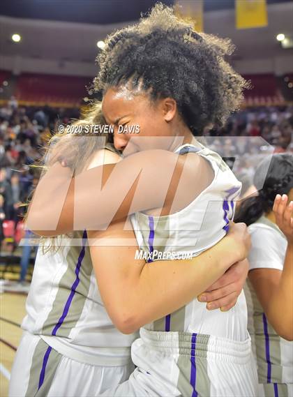 Thumbnail 2 in Valley Vista vs. Hamilton (AIA 6A Final) photogallery.