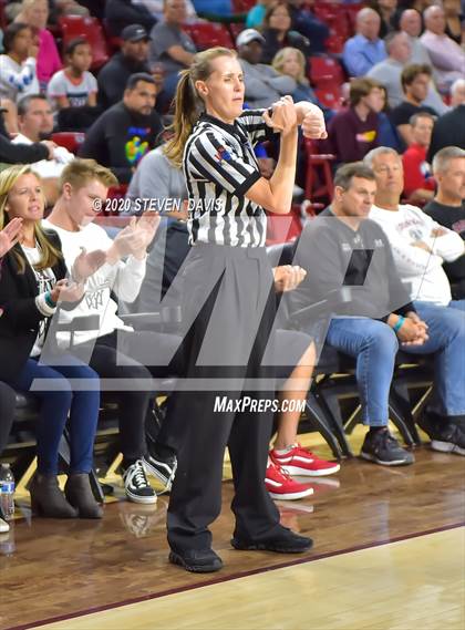 Thumbnail 3 in Valley Vista vs. Hamilton (AIA 6A Final) photogallery.