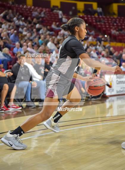 Thumbnail 3 in Valley Vista vs. Hamilton (AIA 6A Final) photogallery.