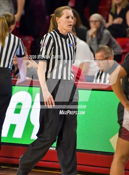 Thumbnail 3 in Valley Vista vs. Hamilton (AIA 6A Final) photogallery.
