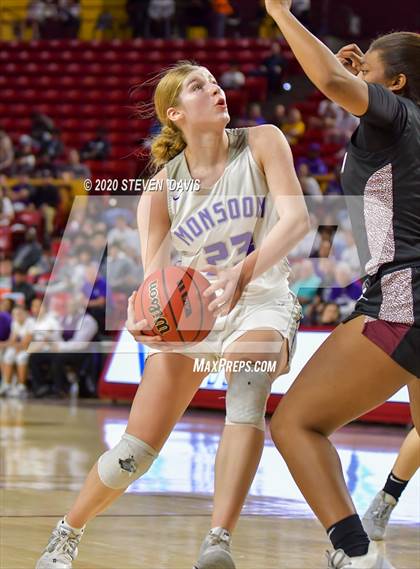 Thumbnail 1 in Valley Vista vs. Hamilton (AIA 6A Final) photogallery.