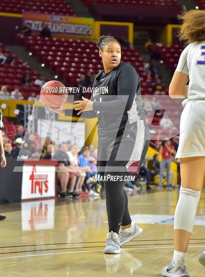 Thumbnail 3 in Valley Vista vs. Hamilton (AIA 6A Final) photogallery.