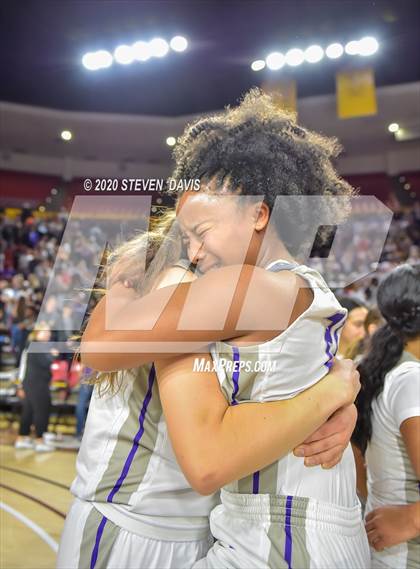 Thumbnail 1 in Valley Vista vs. Hamilton (AIA 6A Final) photogallery.