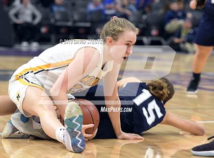 Thumbnail 1 in Rolling Hills Prep vs. Menlo School (CIF State D2 Final) photogallery.