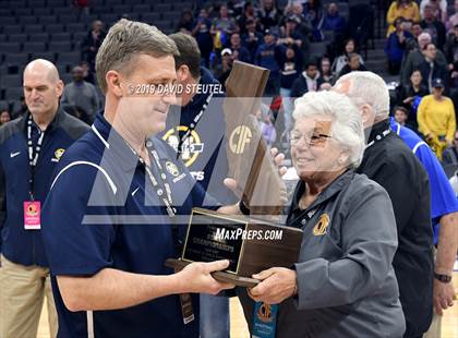 Thumbnail 3 in Rolling Hills Prep vs. Menlo School (CIF State D2 Final) photogallery.