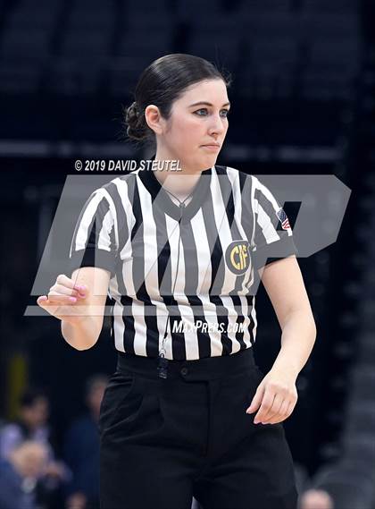 Thumbnail 2 in Rolling Hills Prep vs. Menlo School (CIF State D2 Final) photogallery.