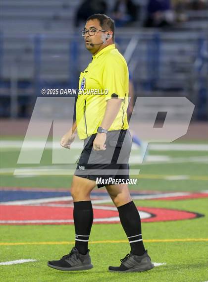 Thumbnail 3 in Williams Field vs Mountain View (AIA 6A Round 1) photogallery.