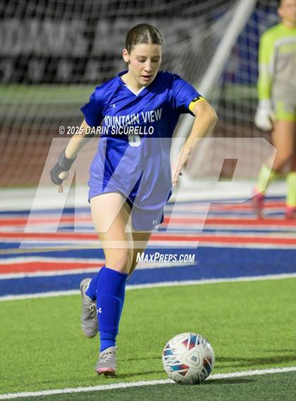 Thumbnail 3 in Williams Field vs Mountain View (AIA 6A Round 1) photogallery.