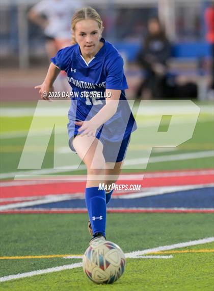 Thumbnail 3 in Williams Field vs Mountain View (AIA 6A Round 1) photogallery.