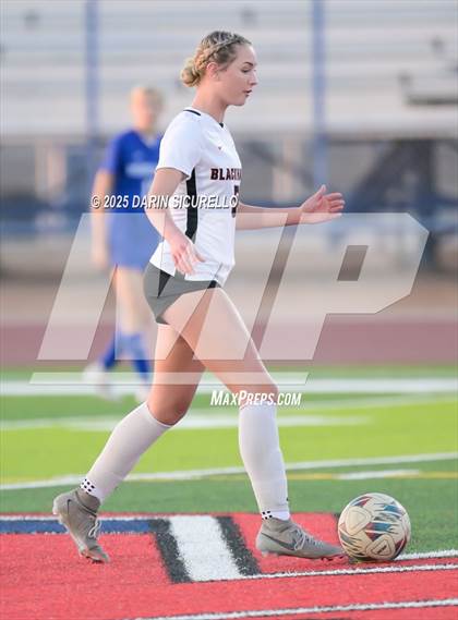 Thumbnail 2 in Williams Field vs Mountain View (AIA 6A Round 1) photogallery.