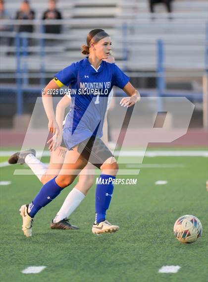 Thumbnail 2 in Williams Field vs Mountain View (AIA 6A Round 1) photogallery.
