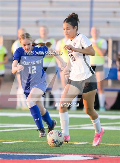 Thumbnail 2 in Williams Field vs Mountain View (AIA 6A Round 1) photogallery.