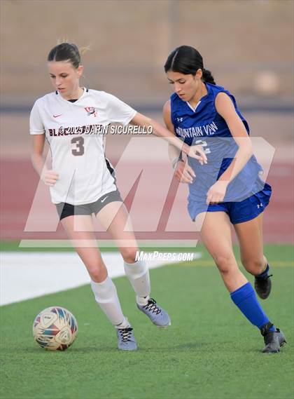 Thumbnail 3 in Williams Field vs Mountain View (AIA 6A Round 1) photogallery.