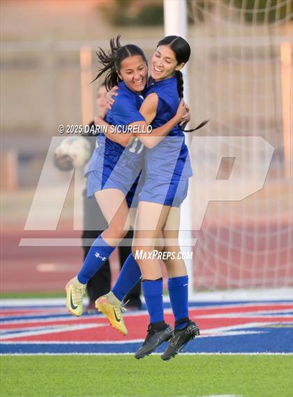 Thumbnail 1 in Williams Field vs Mountain View (AIA 6A Round 1) photogallery.