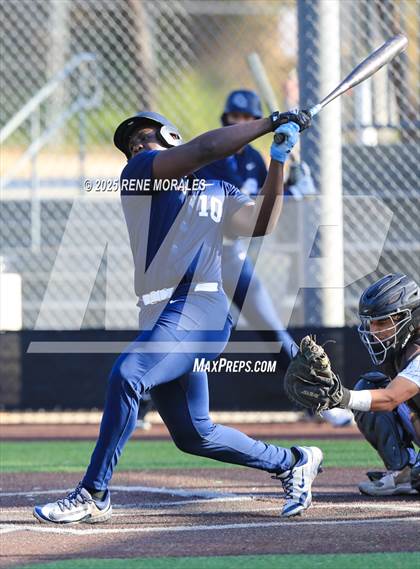 Thumbnail 2 in Sierra Canyon vs St Francis photogallery.
