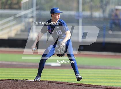 Thumbnail 2 in Sierra Canyon vs St Francis photogallery.
