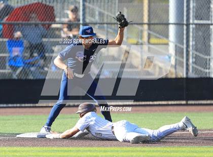 Thumbnail 2 in Sierra Canyon vs St Francis photogallery.