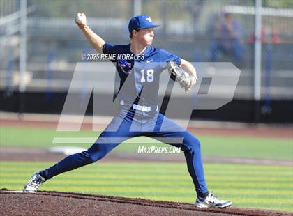 Thumbnail 2 in Sierra Canyon vs St Francis photogallery.
