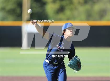 Thumbnail 1 in Sierra Canyon vs St Francis photogallery.
