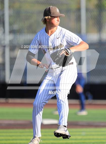 Thumbnail 1 in Sierra Canyon vs St Francis photogallery.