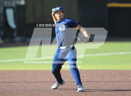 Thumbnail 2 in Sierra Canyon vs St Francis photogallery.