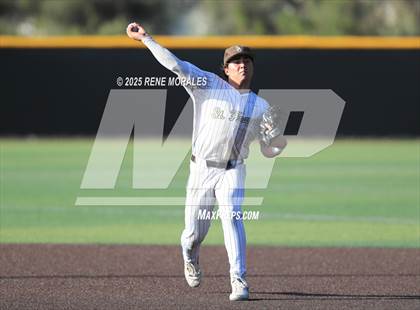 Thumbnail 1 in Sierra Canyon vs St Francis photogallery.