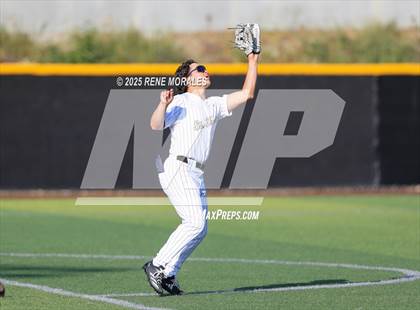 Thumbnail 1 in Sierra Canyon vs St Francis photogallery.