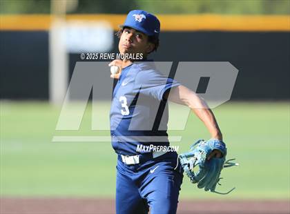 Thumbnail 2 in Sierra Canyon vs St Francis photogallery.