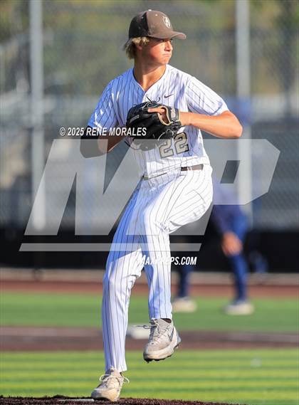 Thumbnail 3 in Sierra Canyon vs St Francis photogallery.