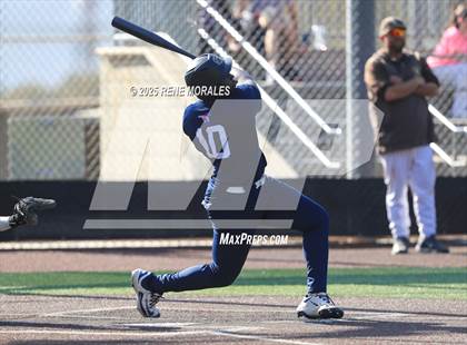 Thumbnail 3 in Sierra Canyon vs St Francis photogallery.
