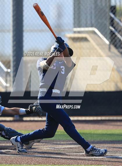 Thumbnail 2 in Sierra Canyon vs St Francis photogallery.