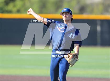 Thumbnail 2 in Sierra Canyon vs St Francis photogallery.