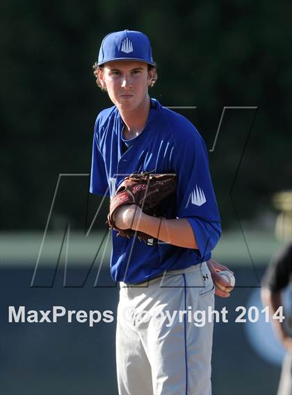 Thumbnail 2 in IMG Academy vs. Alemany (Hard 9 National Classic) photogallery.