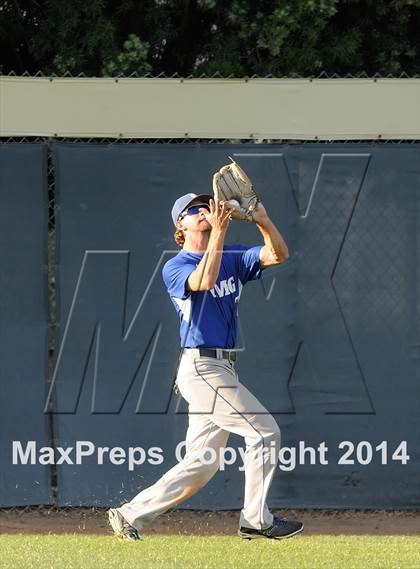 Thumbnail 3 in IMG Academy vs. Alemany (Hard 9 National Classic) photogallery.