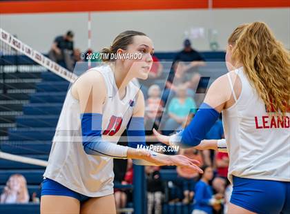 Thumbnail 1 in Leander @ Glenn photogallery.